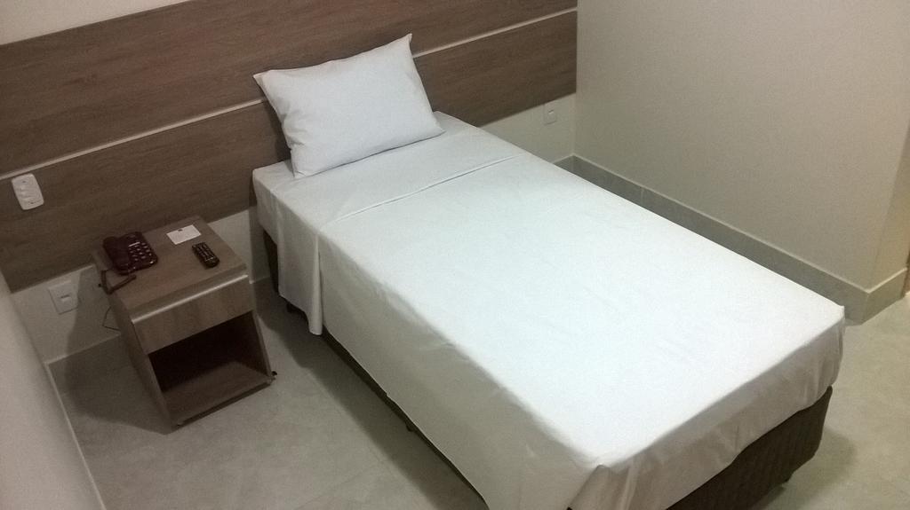 Hotel Hospeda Marília Zewnętrze zdjęcie