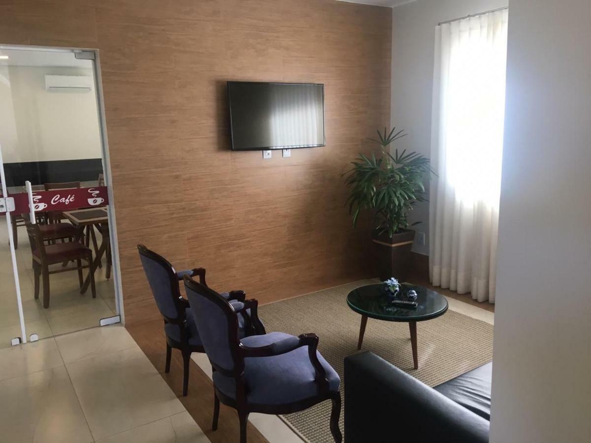Hotel Hospeda Marília Zewnętrze zdjęcie